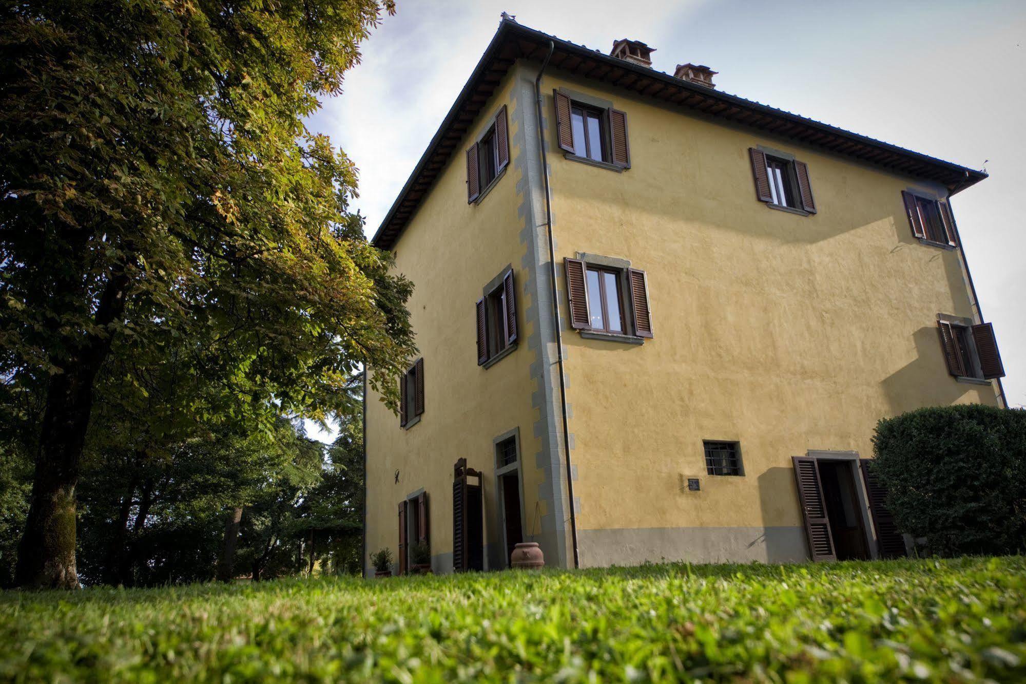 Palazzo Gatteschi Apartamento Poppi Exterior foto